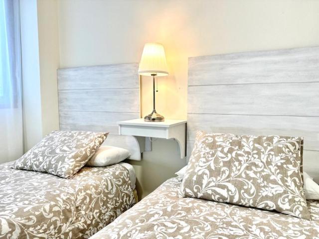 Apartamento Puerta Cerrada Ecija Luaran gambar