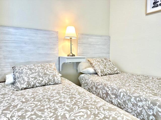 Apartamento Puerta Cerrada Ecija Luaran gambar